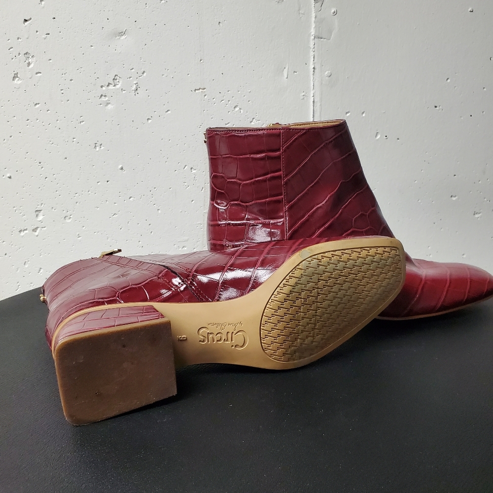 Circus by Sam Edelman Burgundy Croc-Embossed Ankle Boots - Picture 6 of 8
